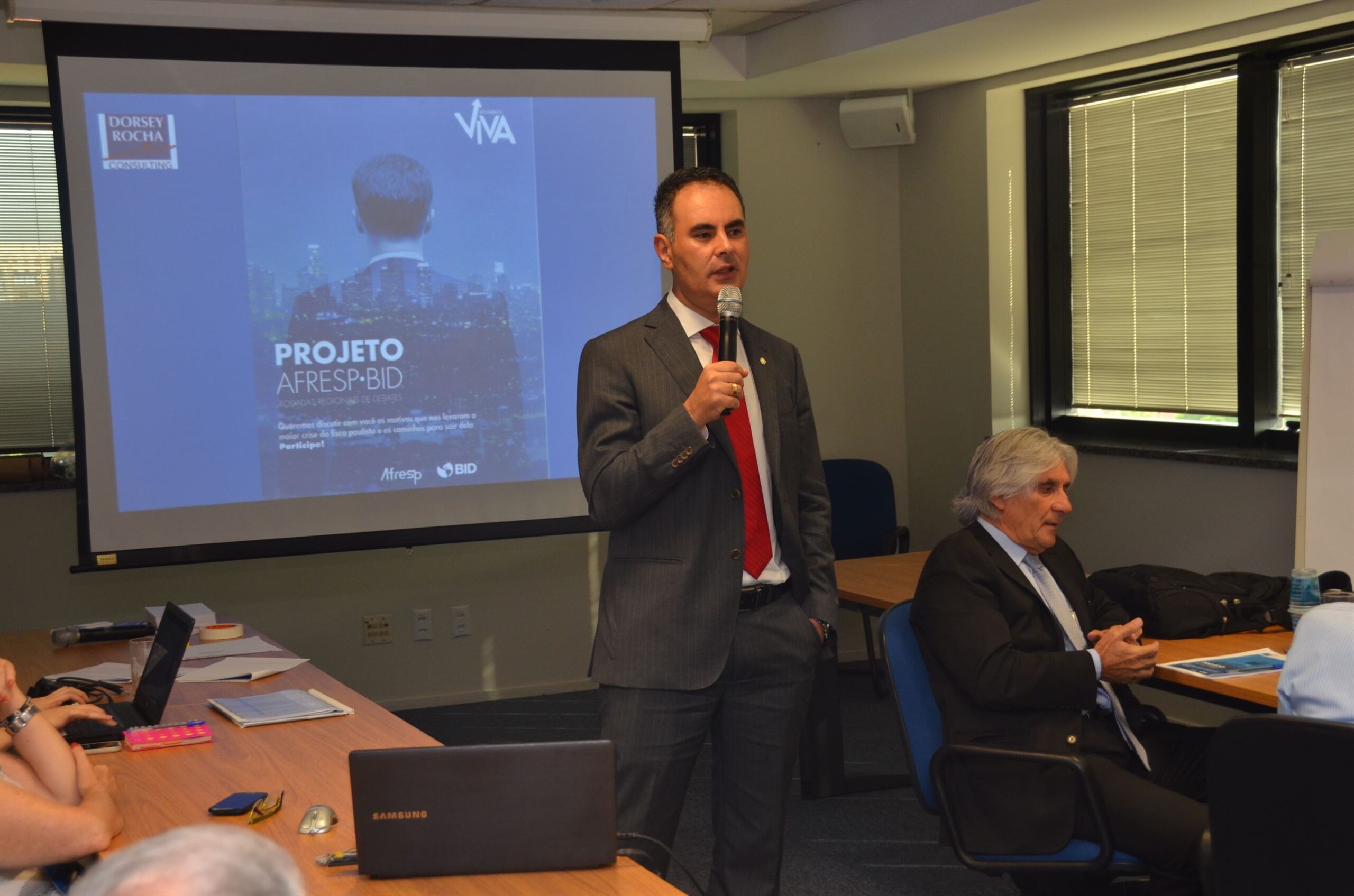 No momento, você está visualizando "Fisco é o protagonista de uma mudança maior", disse o presidente Rodrigo Spada em Rodada Regional