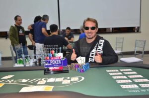 Leia mais sobre o artigo AFR Rodrigo Cezar, de Sorocaba, é campeão do 13º Torneio de Poker da Afresp
