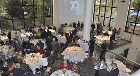 No momento, você está visualizando Colegas marcam presença no Almoço dos Aposentados de agosto