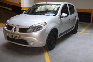 Leia mais sobre o artigo Frota Afresp à venda: aproveite a condição especial e compre um Renault Sandero em ótimo estado de conservação