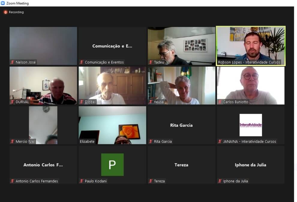 No momento, você está visualizando Associados participam de curso sobre WhatsApp Web 2.0