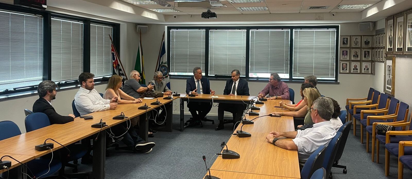 No momento, você está visualizando Rodrigo Spada recebe diretoria da Afrapesp e defende o trabalho conjunto pela união da classe