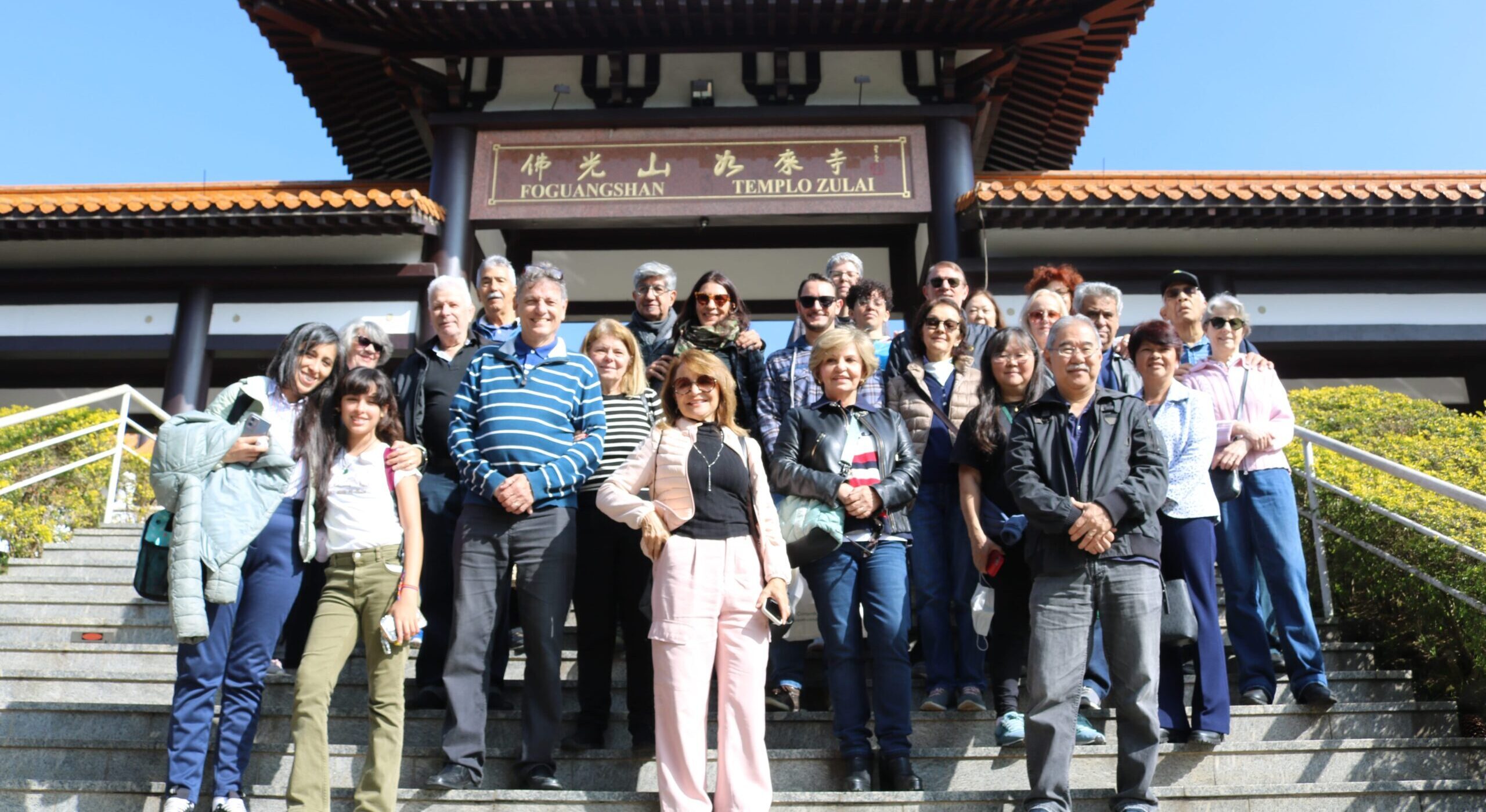 No momento, você está visualizando Associados aposentados visitam Templos Zu Lai e Odsal Ling
