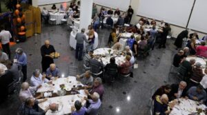 Leia mais sobre o artigo Almoço dos aposentados reúne 150 colegas em clima de união e amizade