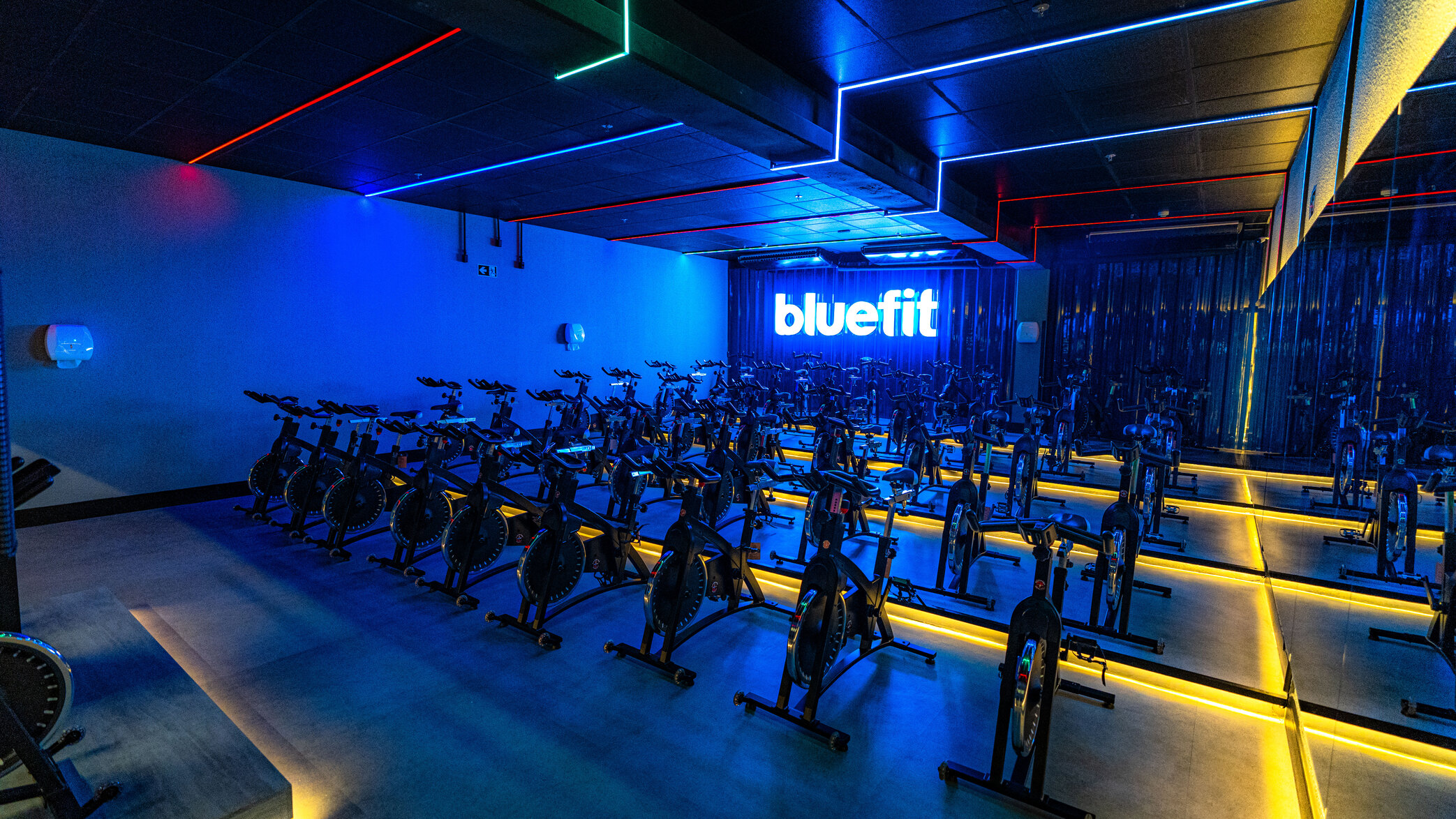 No momento, você está visualizando Afresp firma parceria com a rede de academias Bluefit
