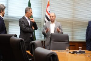 Leia mais sobre o artigo Afresp e Sinafresp se reúnem com o secretário Kinoshita e reforçam a necessidade de reajuste salarial