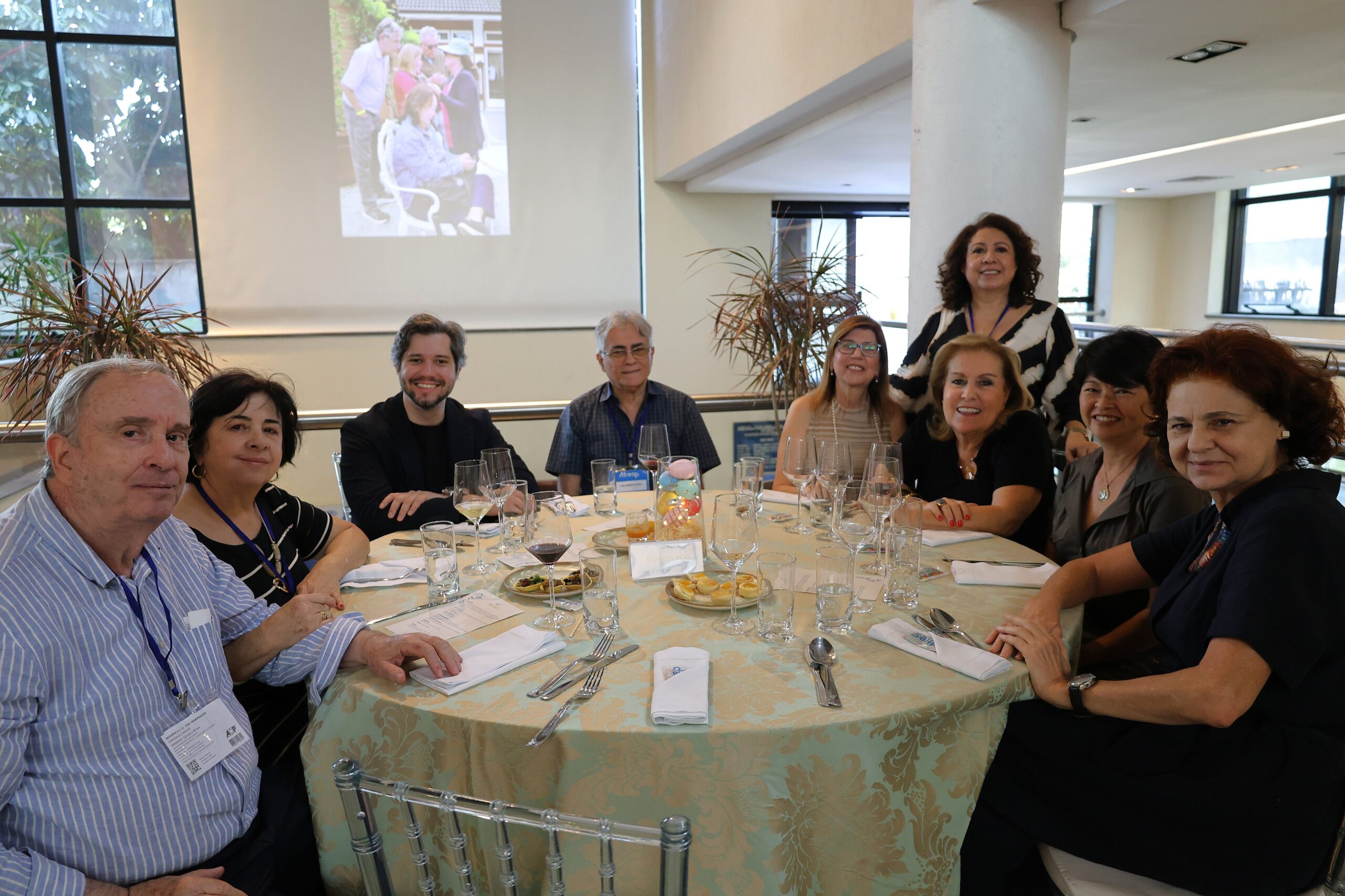 No momento, você está visualizando Almoço dos Aposentados de Páscoa